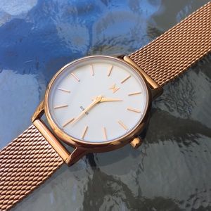 MVMT rose gold Avenue watch